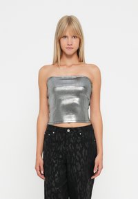 Топ без бретелек Топ без бретелек