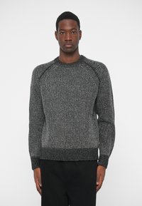 Пуловер Пуловер