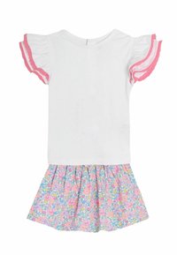 Футболка Футболка