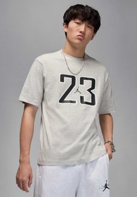 Футболка Футболка