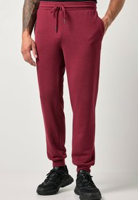 Спортивные штаны Спортивные штаны