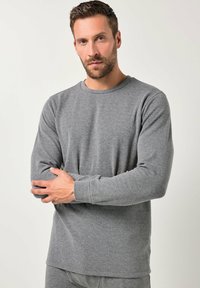 Лонгслив Лонгслив