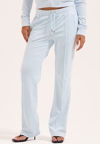 Спортивные штаны Спортивные штаны