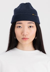 Шапка Шапка