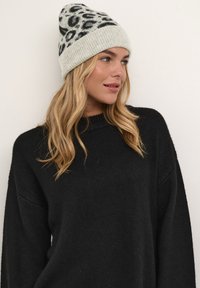 Головной убор Головной убор