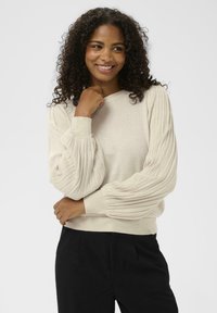 Пуловер Пуловер