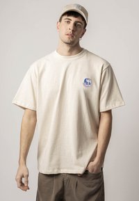 Футболка Футболка