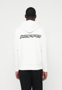 Толстовка Толстовка