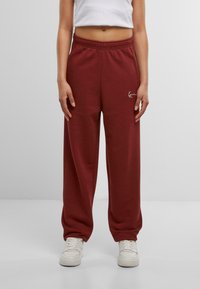 Спортивные штаны Спортивные штаны