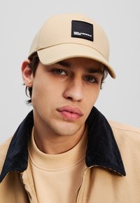 Кепка Кепка