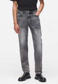 Прямые джинсы Прямые джинсы