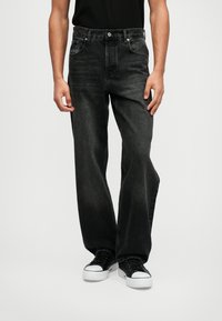 Прямые джинсы Прямые джинсы