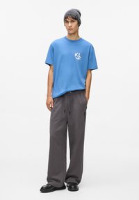 Спортивные штаны Спортивные штаны