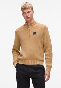 Пуловер Пуловер