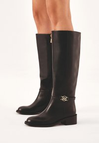 Сапоги Сапоги