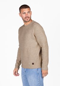 Пуловер Пуловер