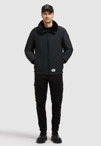 Зимняя куртка Зимняя куртка