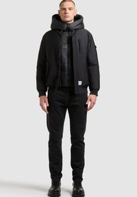 Зимняя куртка Зимняя куртка