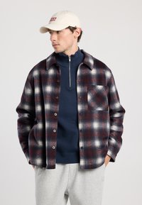 Куртка Куртка