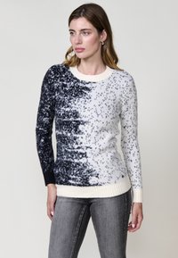 Пуловер Пуловер