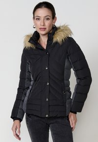 Зимняя куртка Зимняя куртка