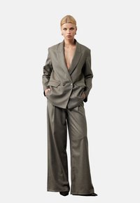 Блейзер Блейзер