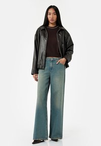 Широкие брюки Широкие брюки