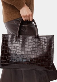 Кожаная сумка Кожаная сумка