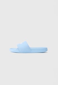 Шлепанцы Шлепанцы