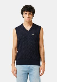 Жилет Жилет