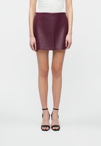 Мини-юбка Мини-юбка