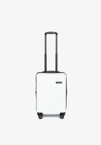 Чемодан на колесах Чемодан на колесах