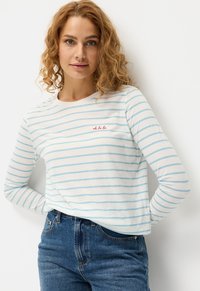 Лонгслив Лонгслив