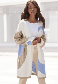 Длинный кардиган Длинный кардиган