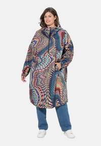 Пончо Пончо