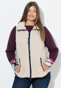 Длинный жилет Длинный жилет