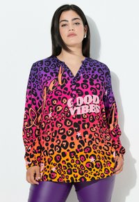 Блузка Блузка