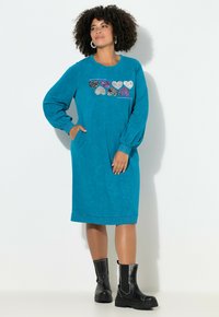 Платье Платье