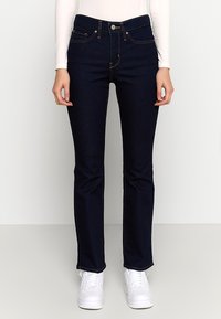 Клешеные брюки Клешеные брюки