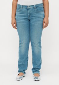 Прямые джинсы Прямые джинсы