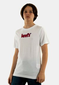 Футболка Футболка