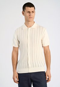 Вязаная кофта Вязаная кофта