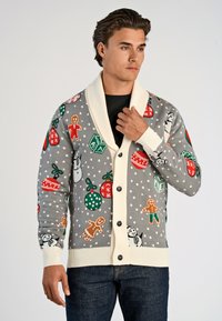 Вязаная кофта Вязаная кофта