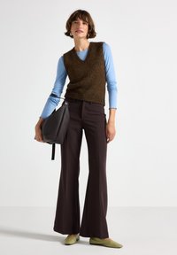 Брюки Брюки