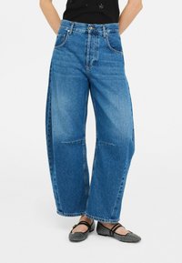 Джинсы Джинсы