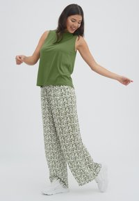 Майка Майка