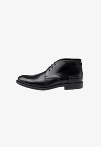 Ботинки на шнуровке Ботинки на шнуровке