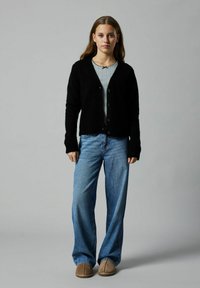 Вязаная кофта Вязаная кофта