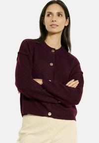 Жилет Жилет