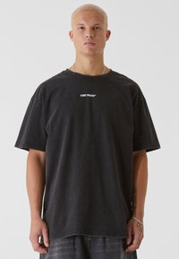 Футболка Футболка